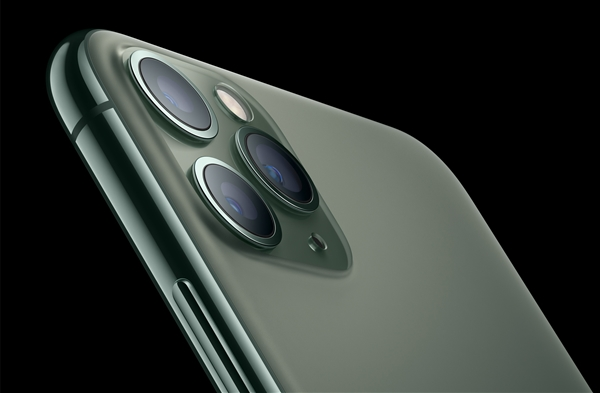 手機無線充軟板之iPhone 15全系用USB-C：蘋果細節(jié)套路用戶 狡猾！